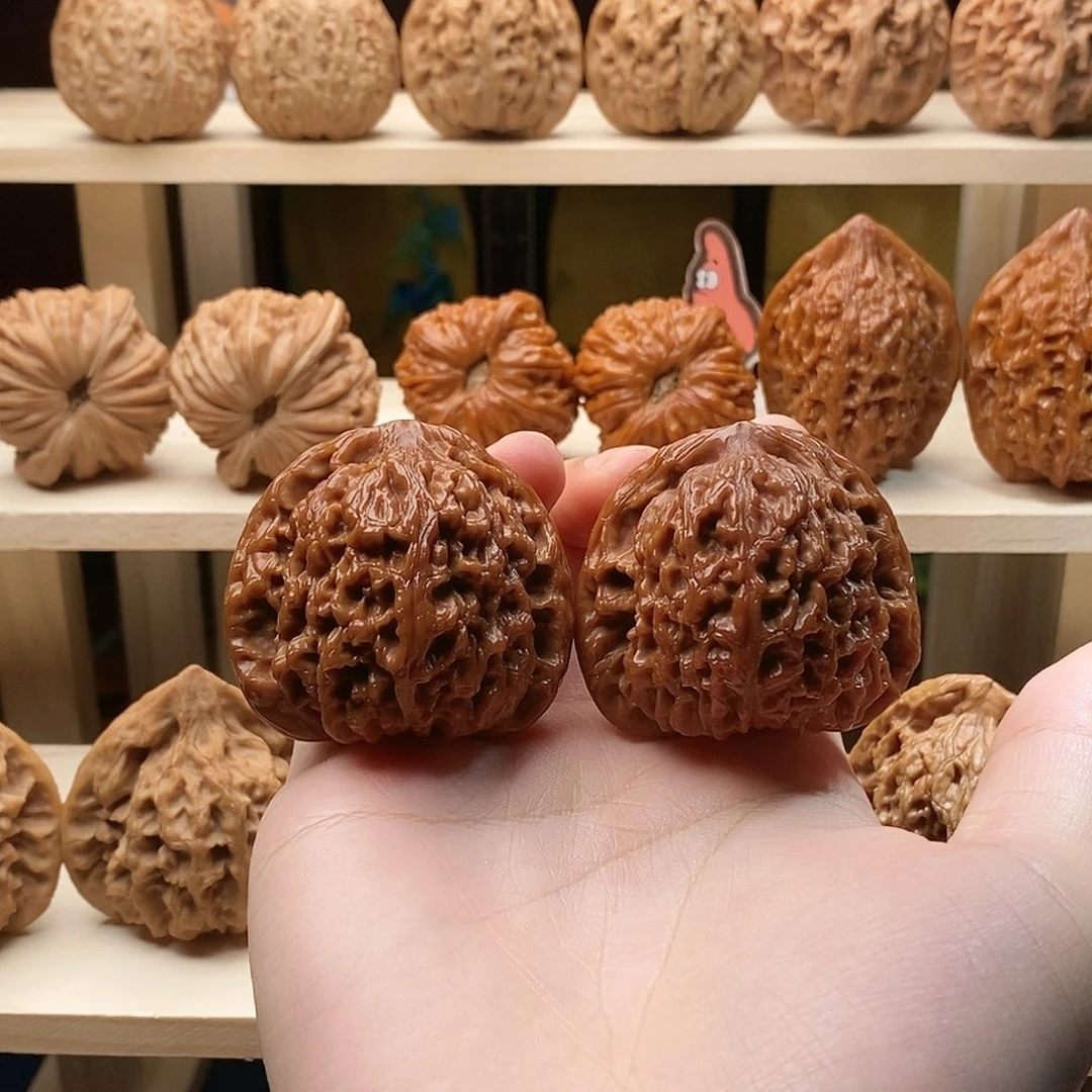 黑***京葫芦南疆石44文玩核桃