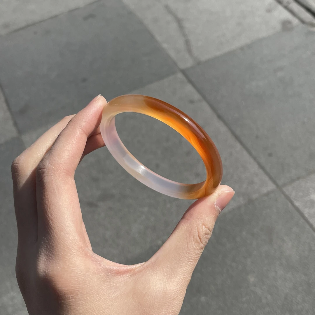 圈口56+正圈橘色锦鲤半山水飘纹-玛瑙