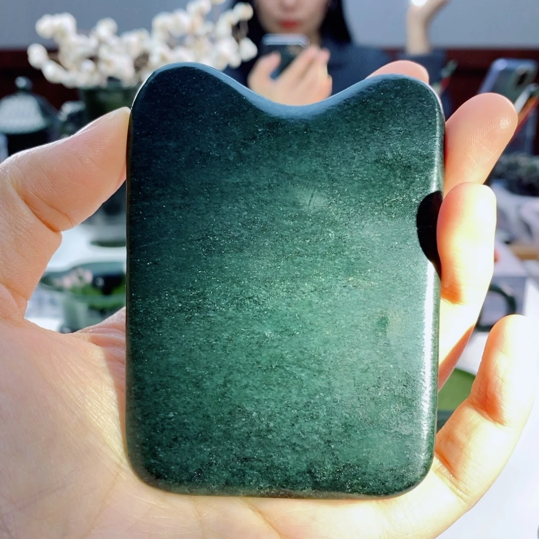 未镶嵌和田玉摆件