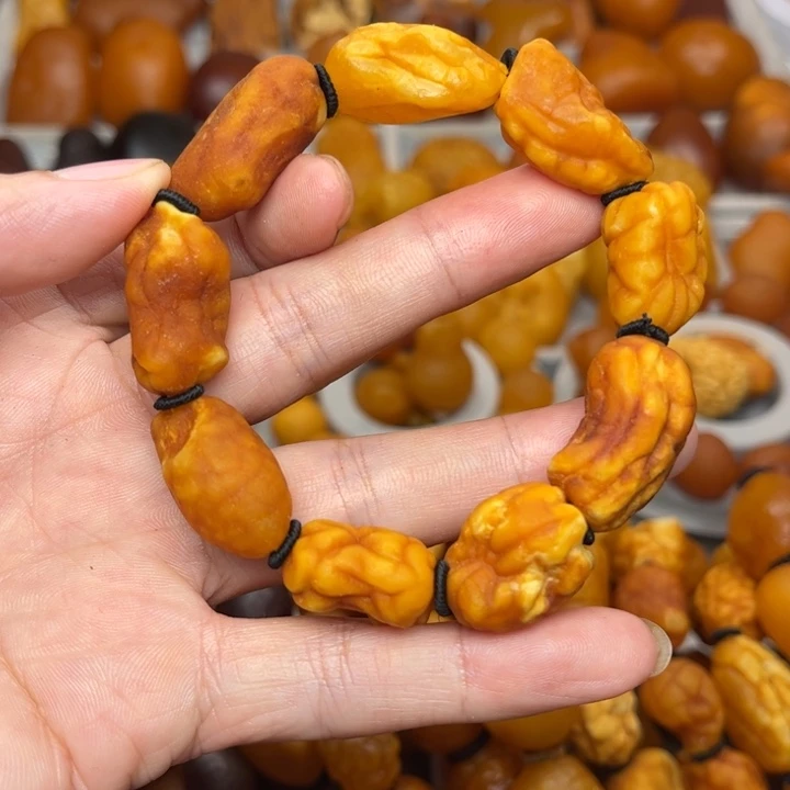 琥珀未镶嵌裸石天然蜜蜡手串
