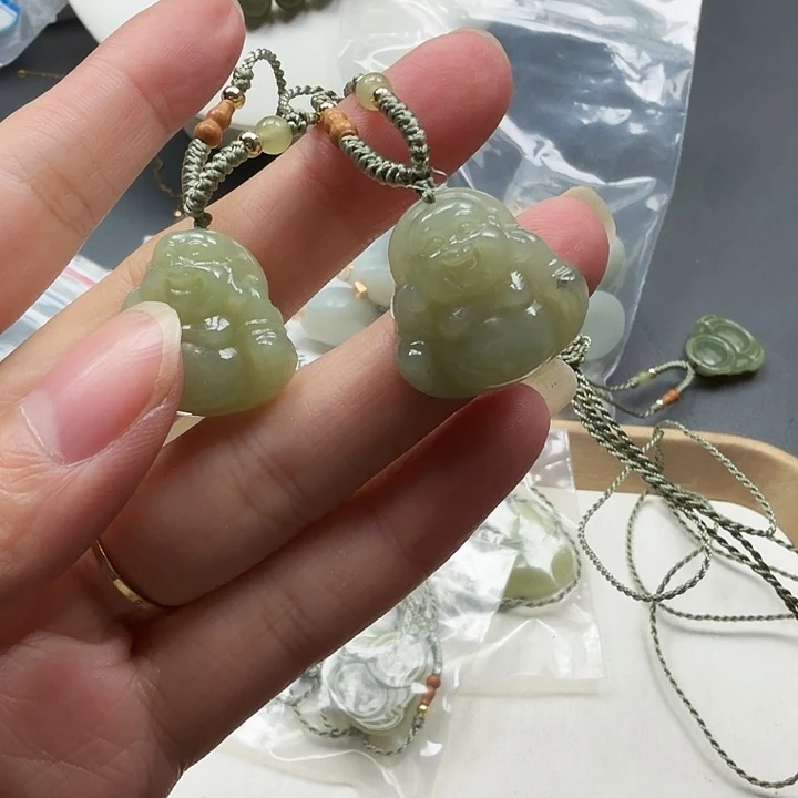 和田玉未镶嵌颈饰054