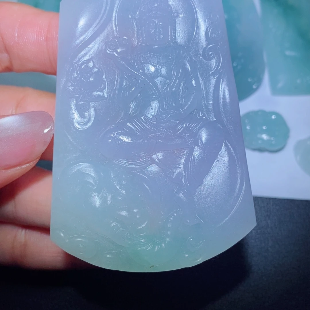 定制翡翠未镶嵌吊坠