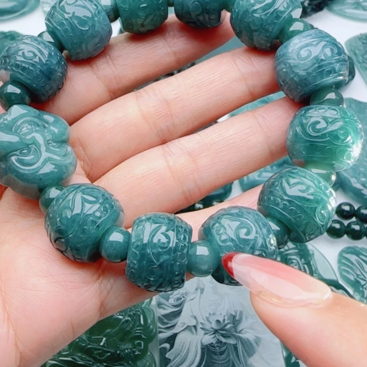 翡翠未镶嵌颈饰多样性发货天然A货翡翠