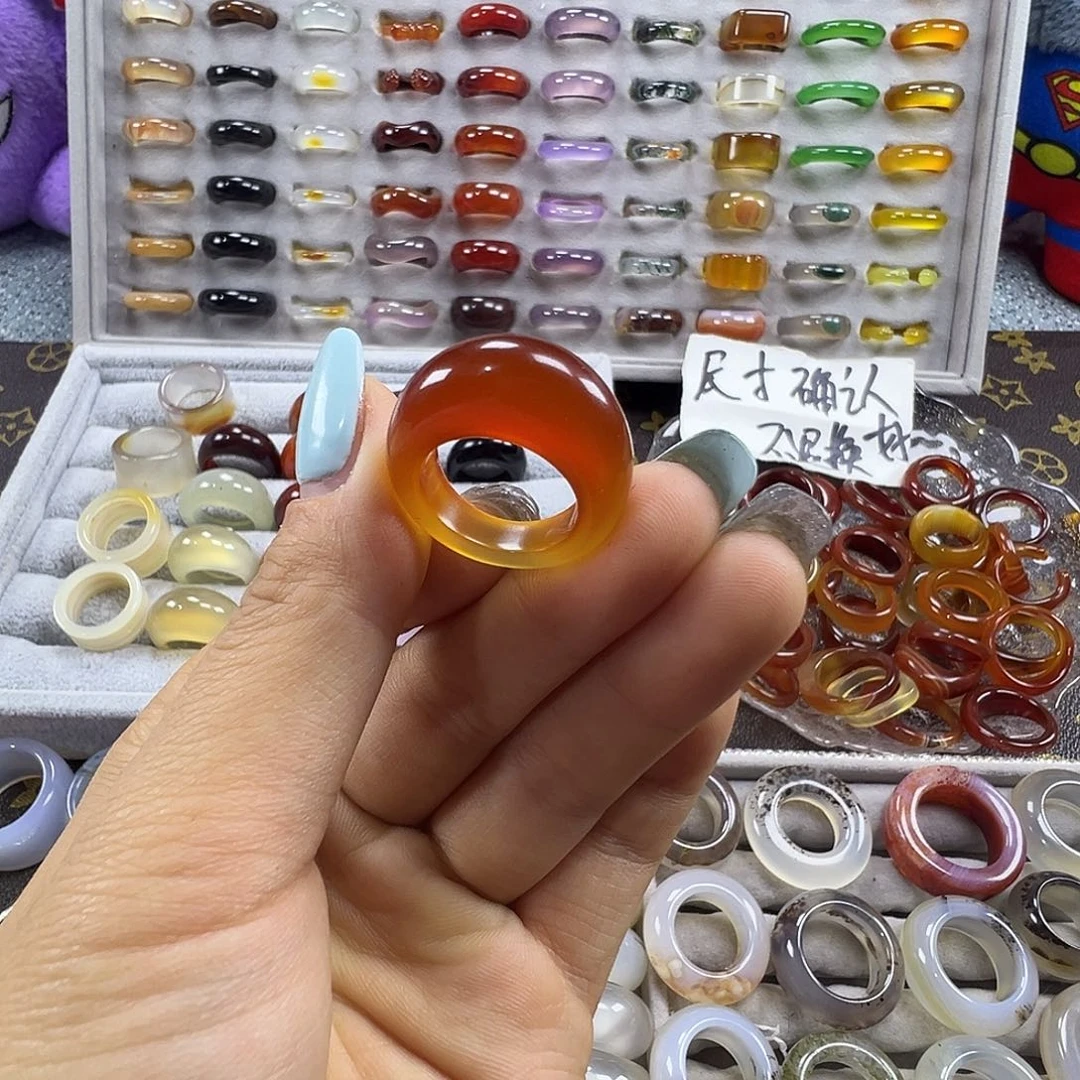 玛瑙/玉髓未镶嵌戒圈B10不退换16.2港12