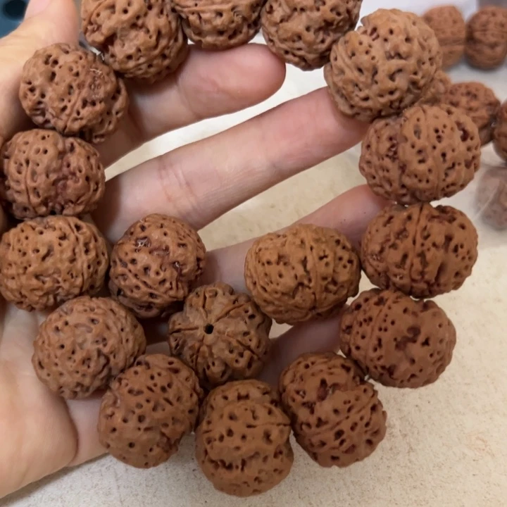 L***e吊坠金刚菩提22mm梅花双龙6@0808