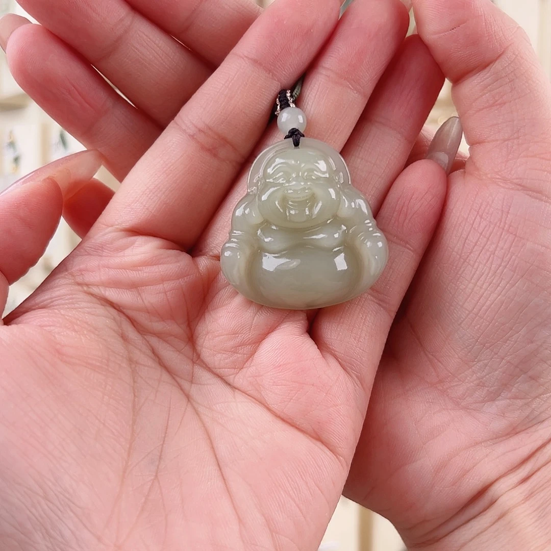 风***生和田玉未镶嵌颈饰