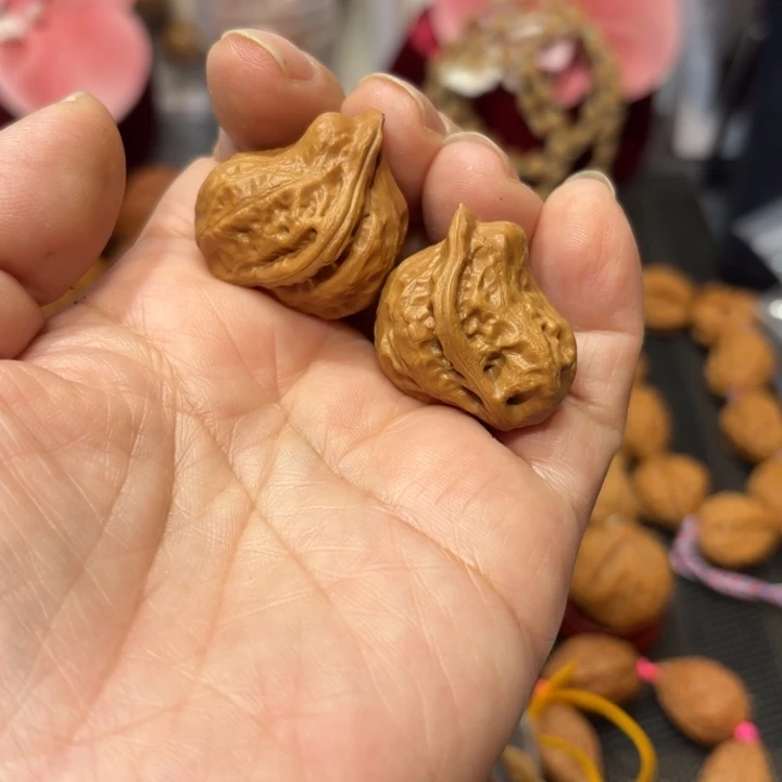 开***心文玩核桃吊坠云朵718