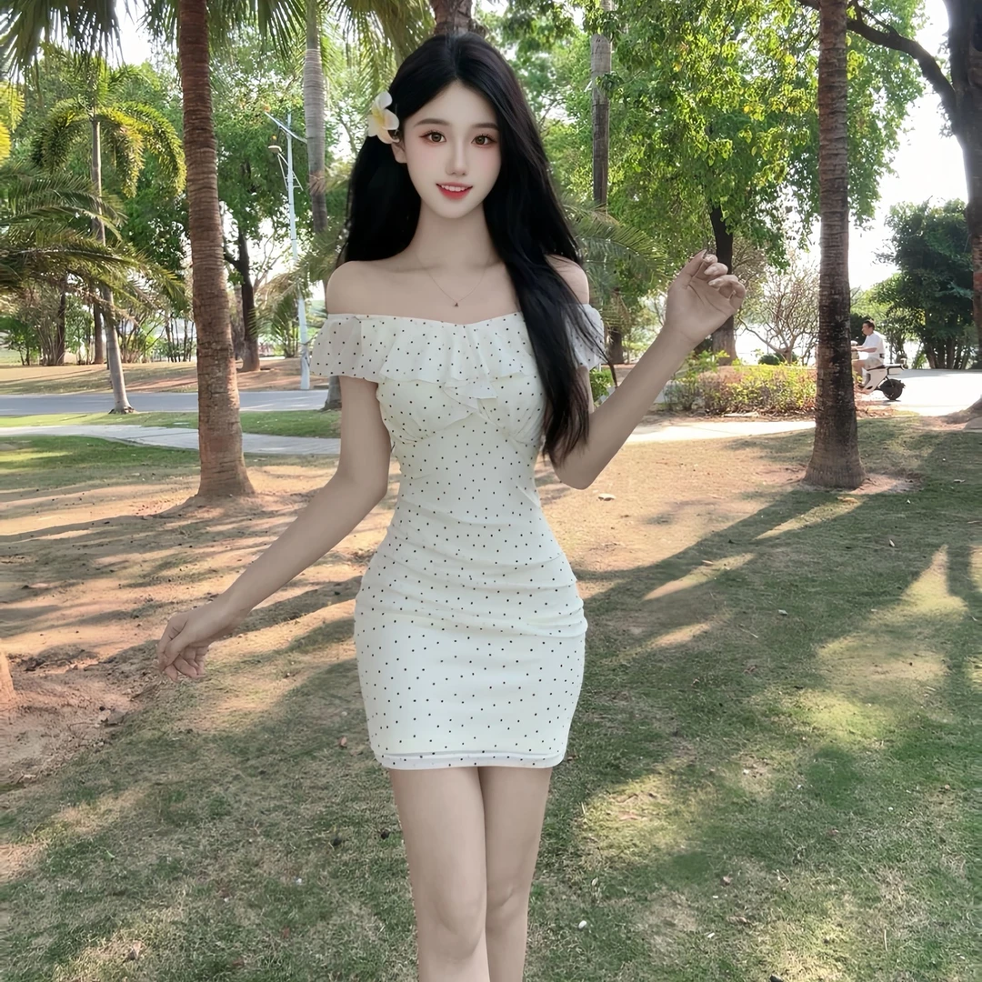 【依依推荐】法式性感名媛方领气质修身纯欲一字肩连衣裙YLJ-0793