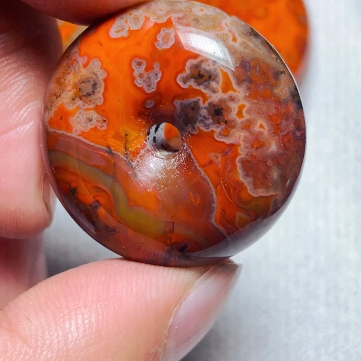 广***燃玛瑙/玉髓未镶嵌玛瑙