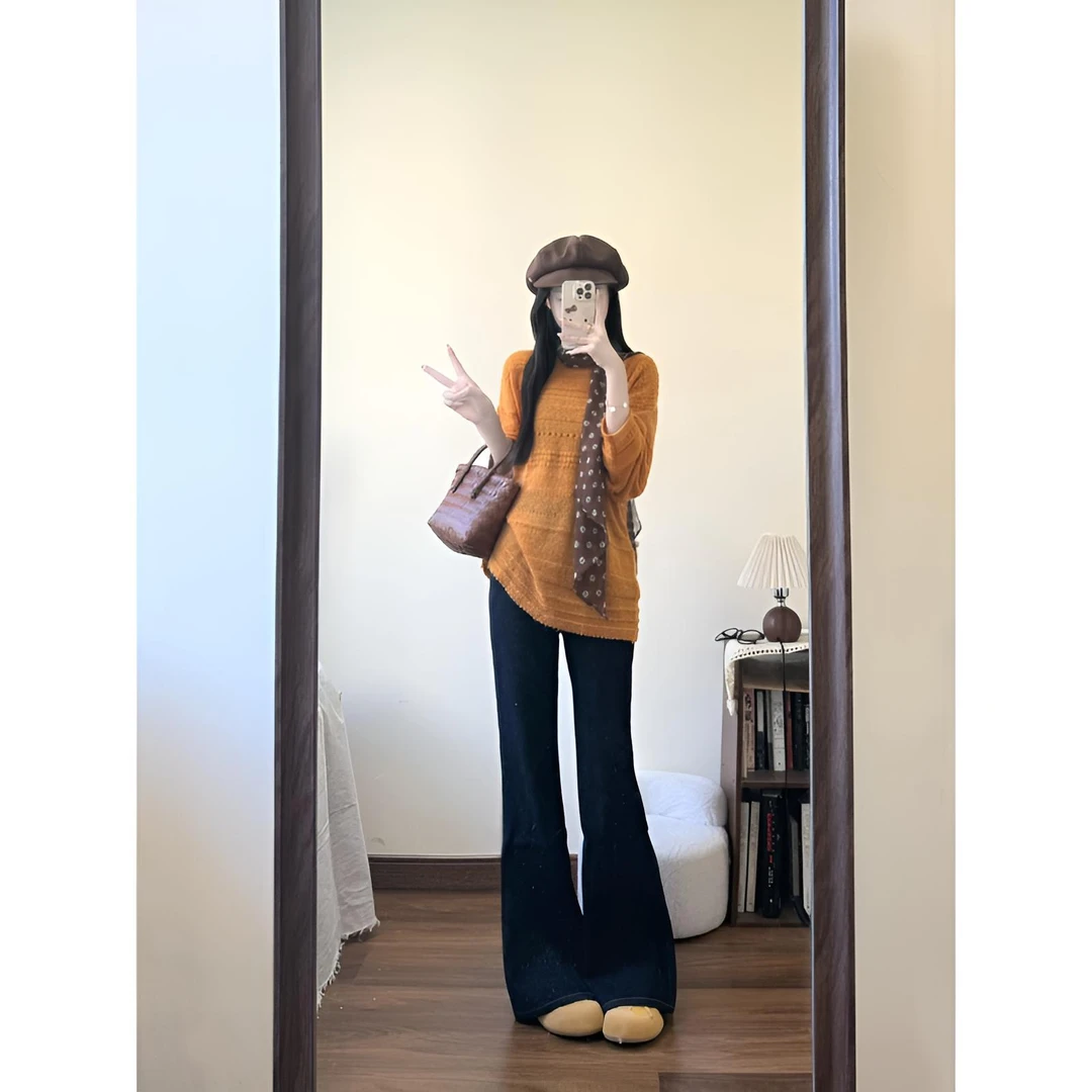 MARIE.COCO多巴胺穿搭镂空针织上衣女慵懒风松弛感chic喇叭裤套装