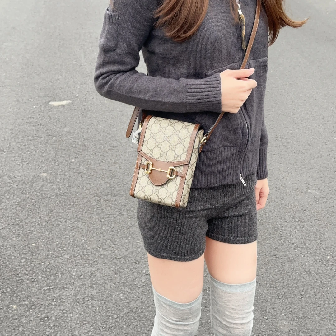 99新 GUCCI/古驰 老花手机单肩包 Anwen 7015