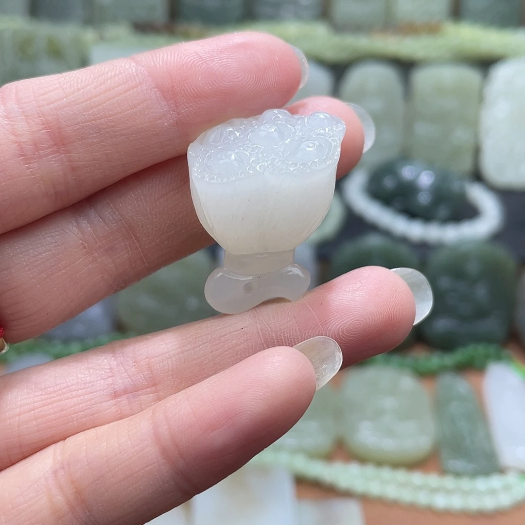 和田玉未镶嵌吊坠(不含链)