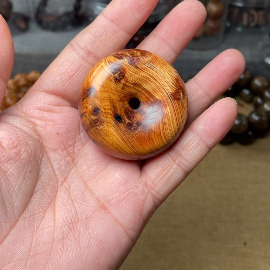 柏木（崖柏）其他4.8太行崖柏平安扣瑕疵