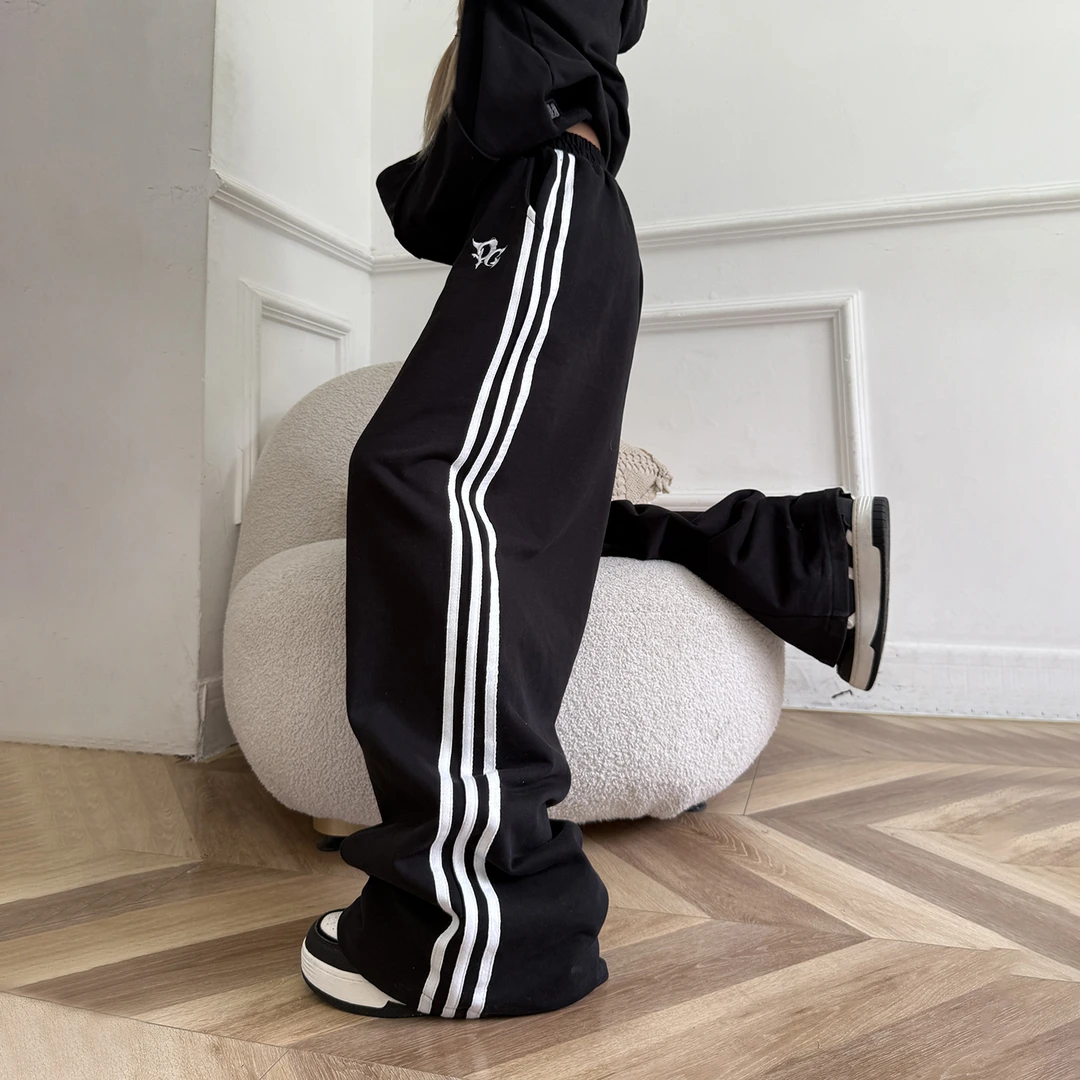 梁拌泡菜美式复古阔腿卫裤百搭宽松运动裤显瘦休闲直筒裤条纹撞色
