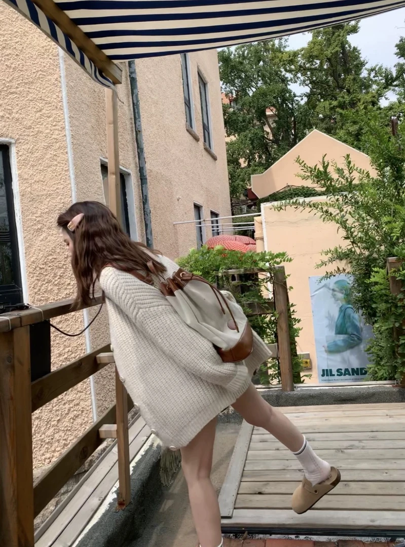 【小小专属 】韩版设计毛衣慵懒风圆领长袖针织百搭宽松套头秋冬