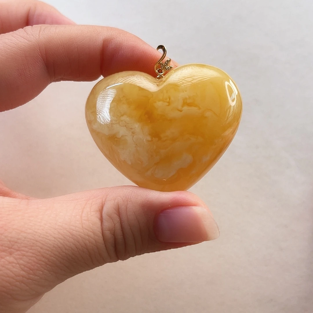 18K金镶嵌颈饰蜜蜡蜜蜡