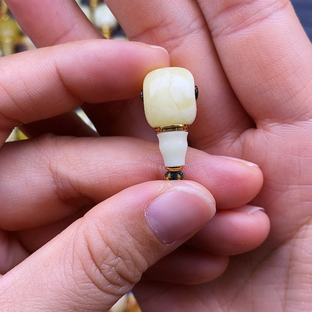 琥珀18K金镶嵌裸石11.5mm 蜜蜡金腰带三通