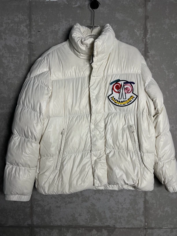 未使用 MONCLER 3*1/1952限定鬼脸鬼面刺绣羽绒服/10337