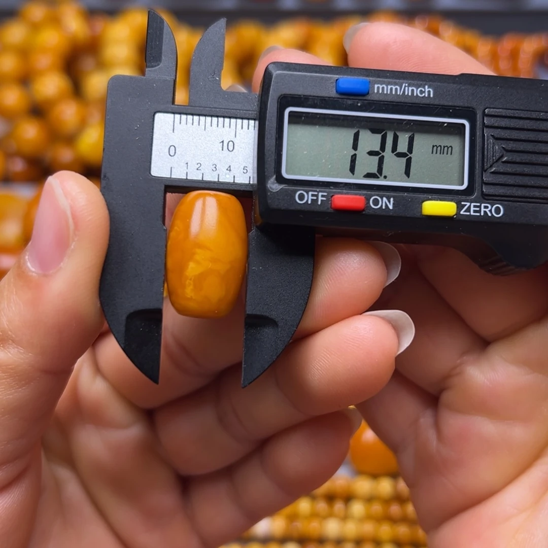 琥珀未镶嵌吊坠(不含链)