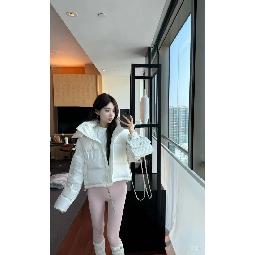 CC秋冬新款简约连帽保暖羽绒衣外套