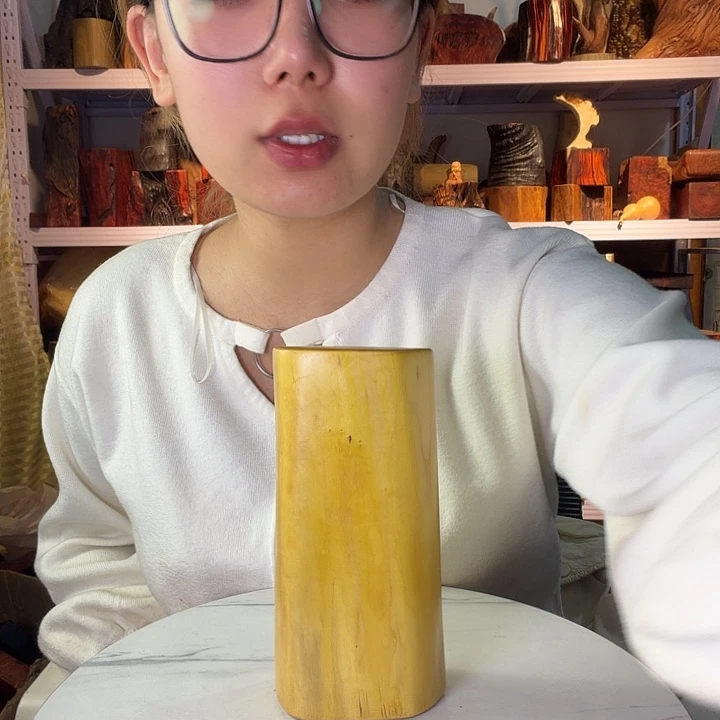 紫檀木类端景台两***?