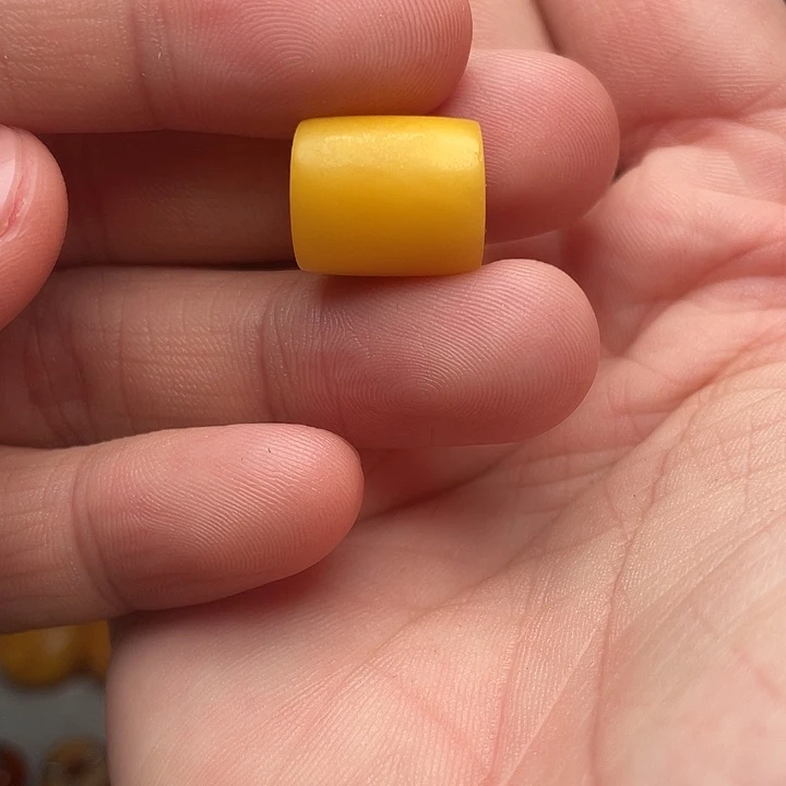 琥珀未镶嵌裸石西亚鸡油黄桶珠11.8-14.2mm