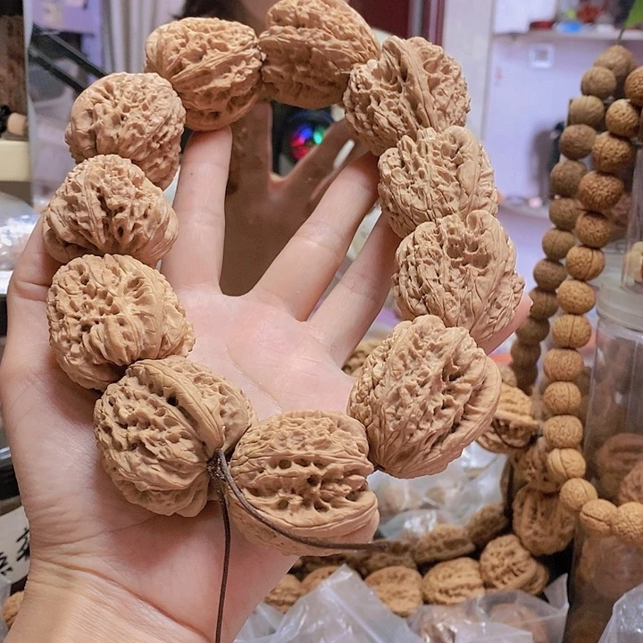 【闪购商品】文玩核桃把件39暴雪手持