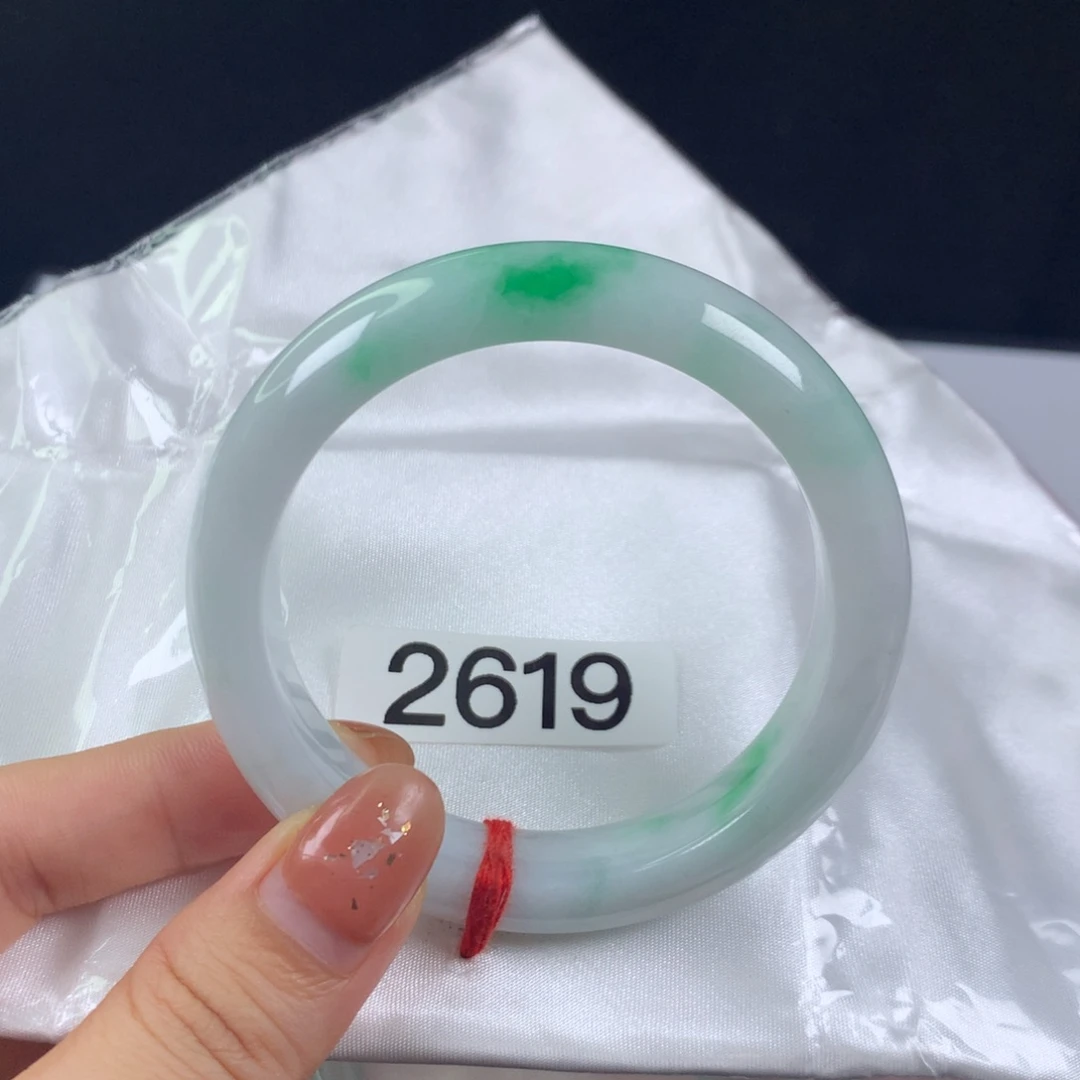 【闪购商品】翡翠手镯未镶嵌55圈