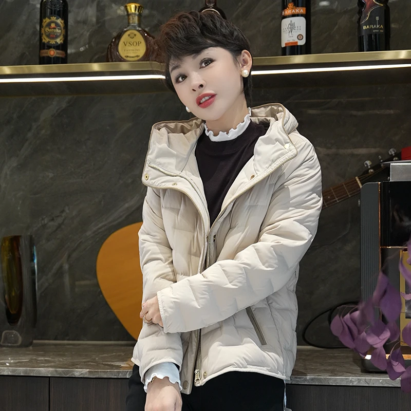 【减龄白鹅】90白鹅绒连帽显瘦不臃肿加厚羽绒服 5891