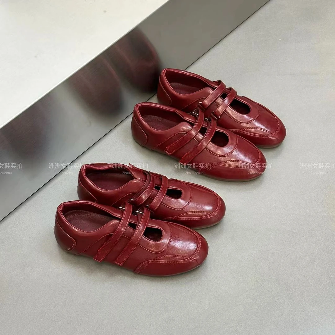 时髦精~隐形内增高平底机能芭蕾舞鞋女2025气质酒红色魔术贴单鞋