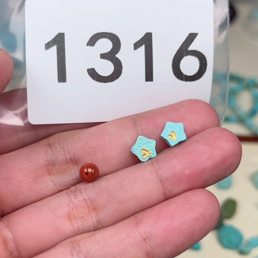 南红玛瑙未镶嵌珠宝奇石