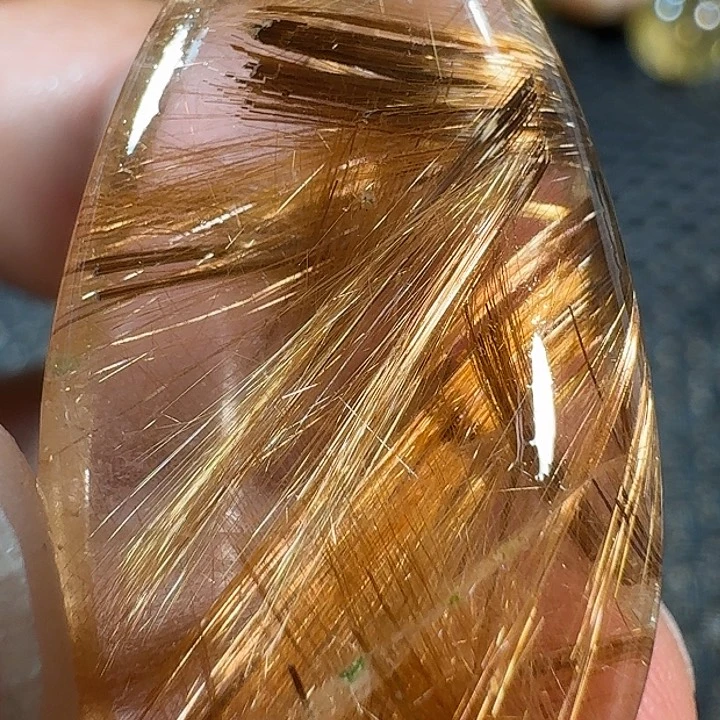 未镶嵌颈饰水晶羽*