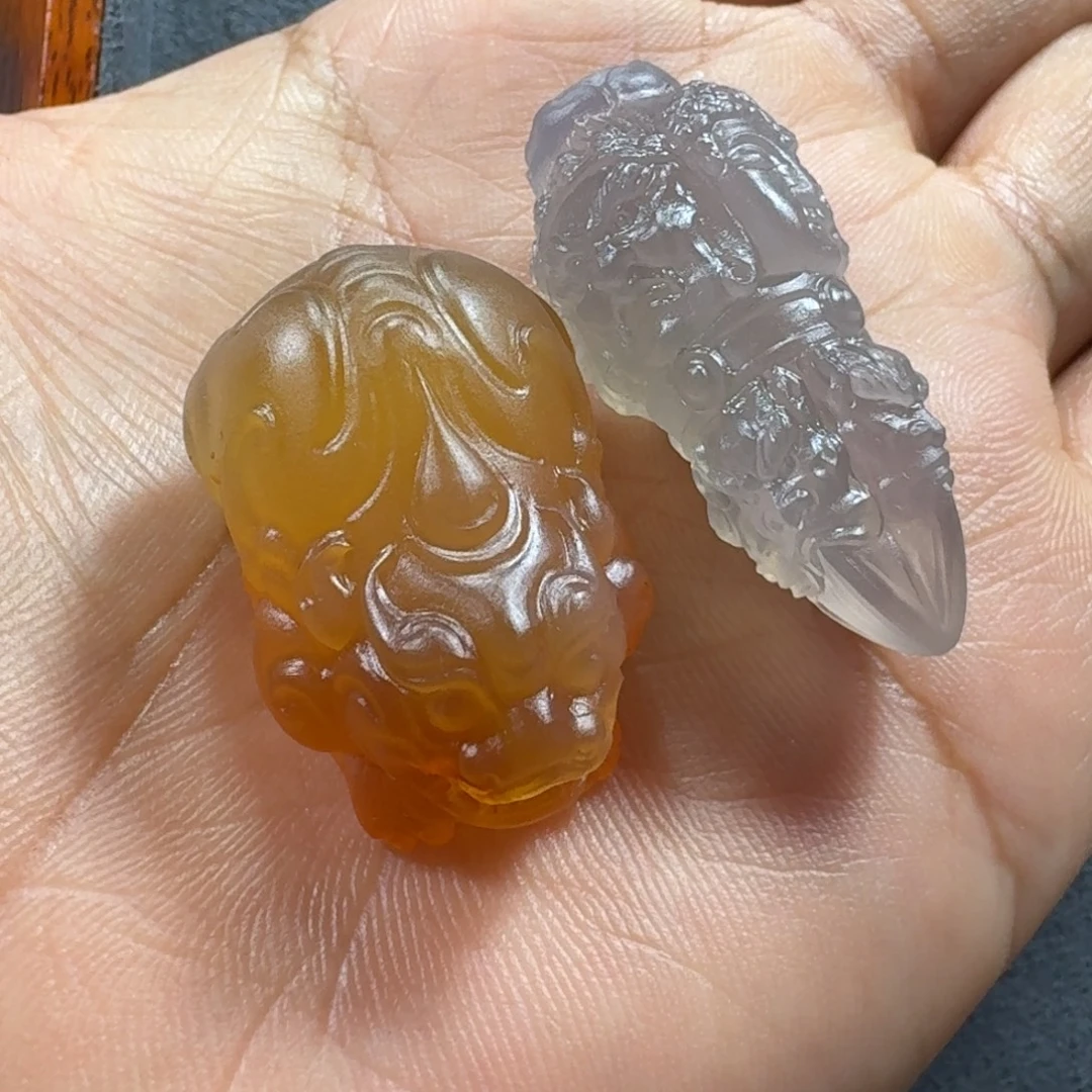 冬***季玛瑙/玉髓未镶嵌挂件