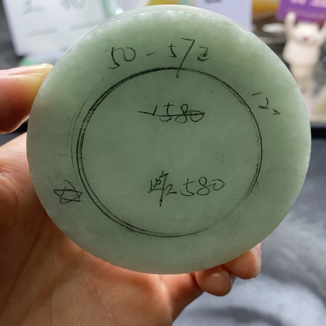 定制翡翠未镶嵌翡翠手镯