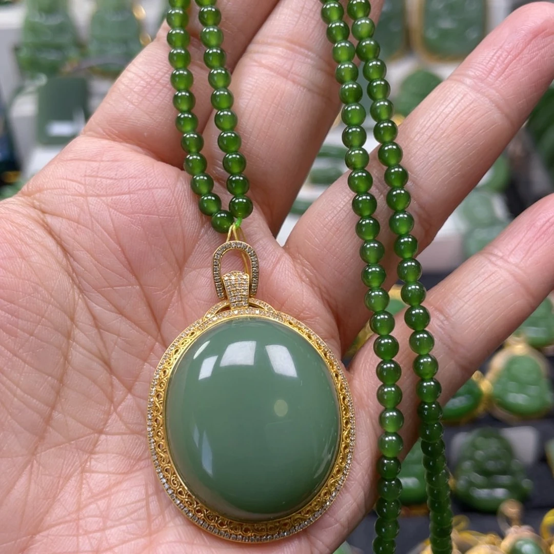 和田玉(碧玉)18K金镶嵌吊坠(不含链)小*子