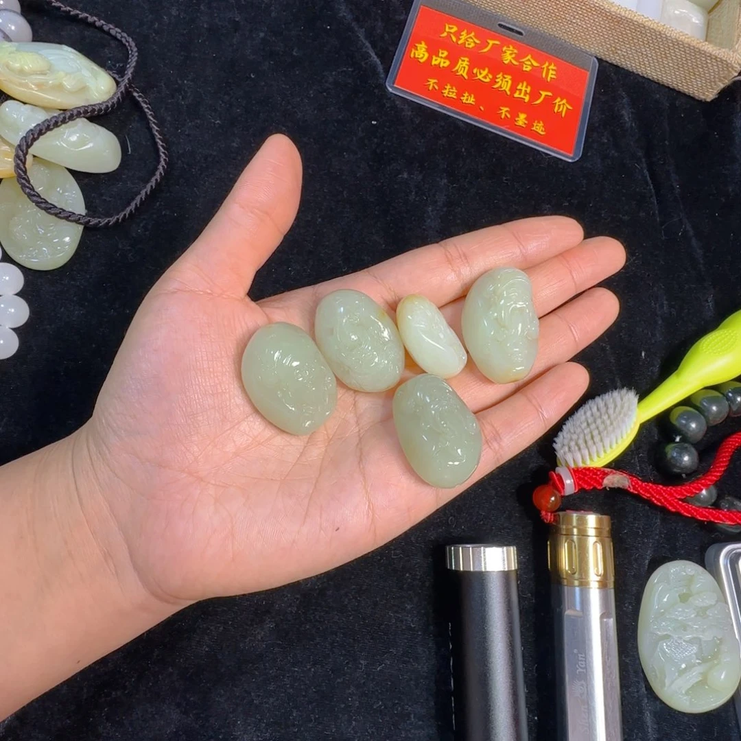 颈饰未镶嵌和田玉多样性拍一发一