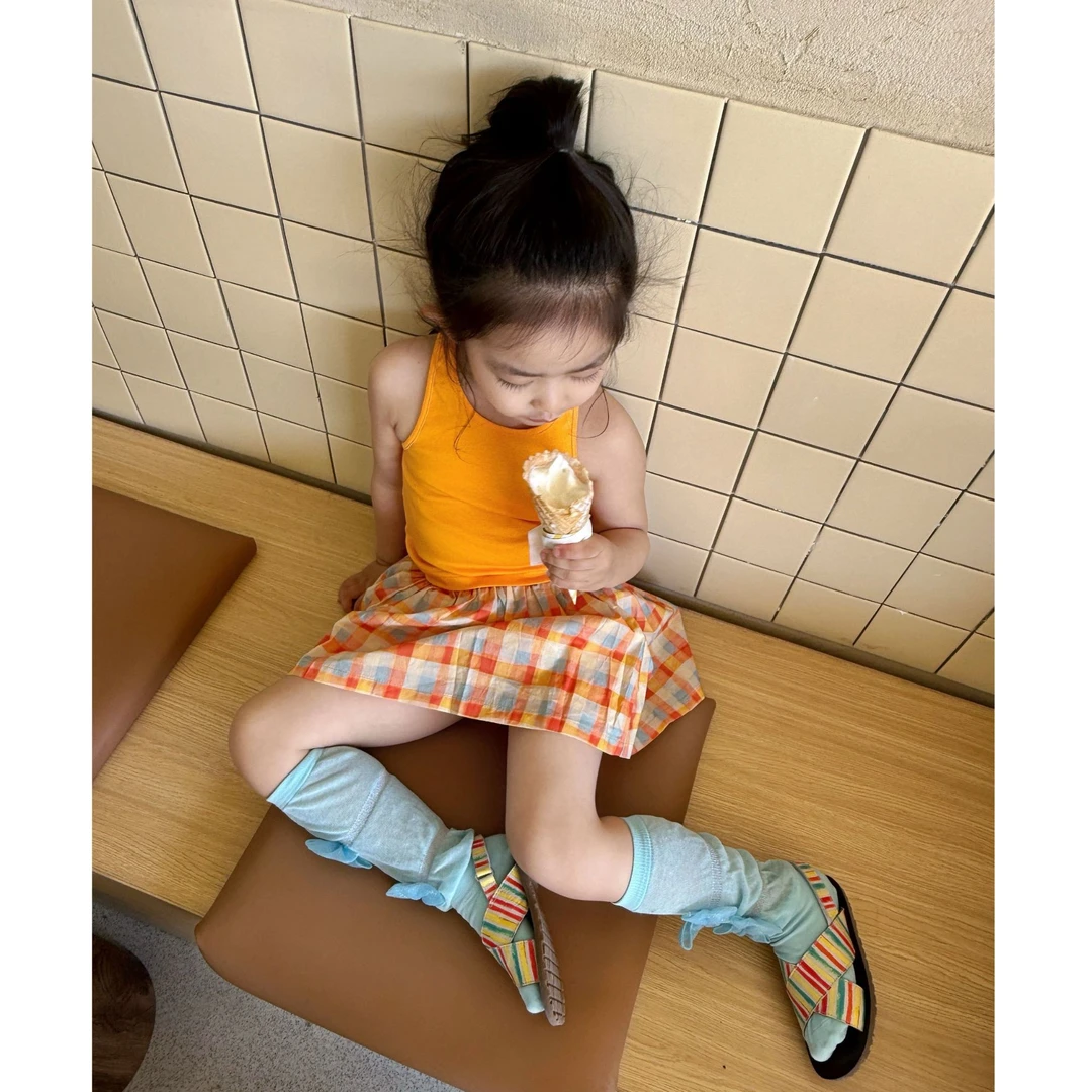 甜小七女童2025夏季辣妹韩版气质薄款吊带背心复古格子半身裙套装