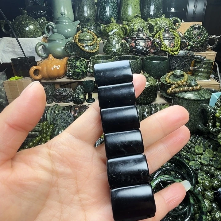 蛇纹石玉未镶嵌珠宝半成品藏玉药王石福利款黑包公手排