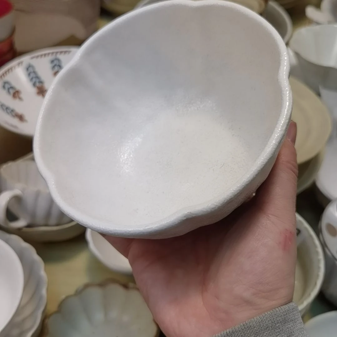 瓷片微瑕石头纹面碗五个一组