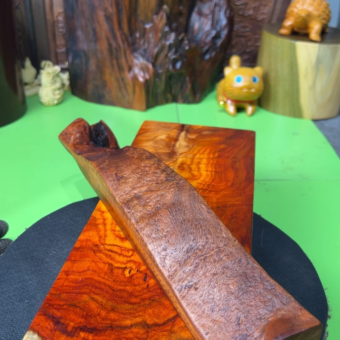 红***黄其他大果紫檀（缅甸花梨）