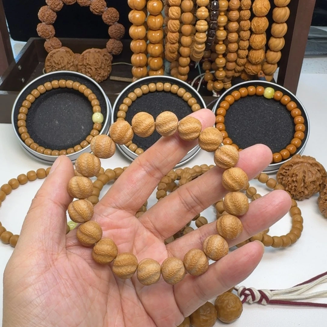 猴头核桃吊坠灵蛇