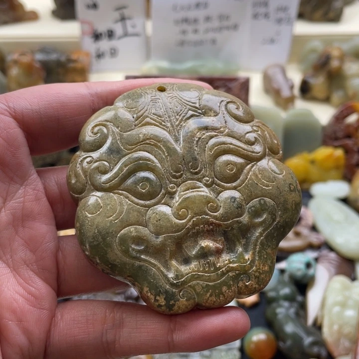 蛇纹石玉颈饰未镶嵌42