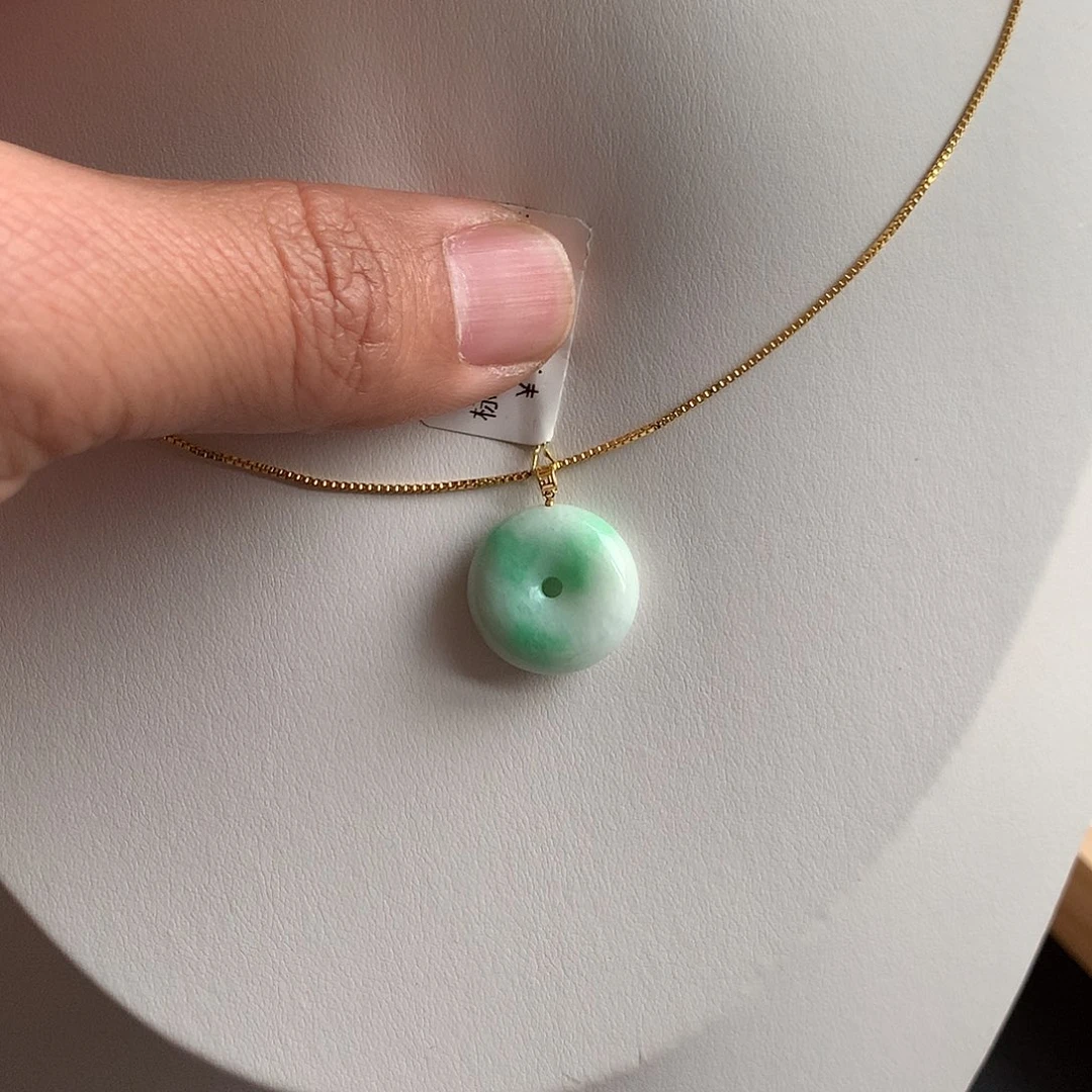 翡翠18K金镶嵌颈饰Aaaaa