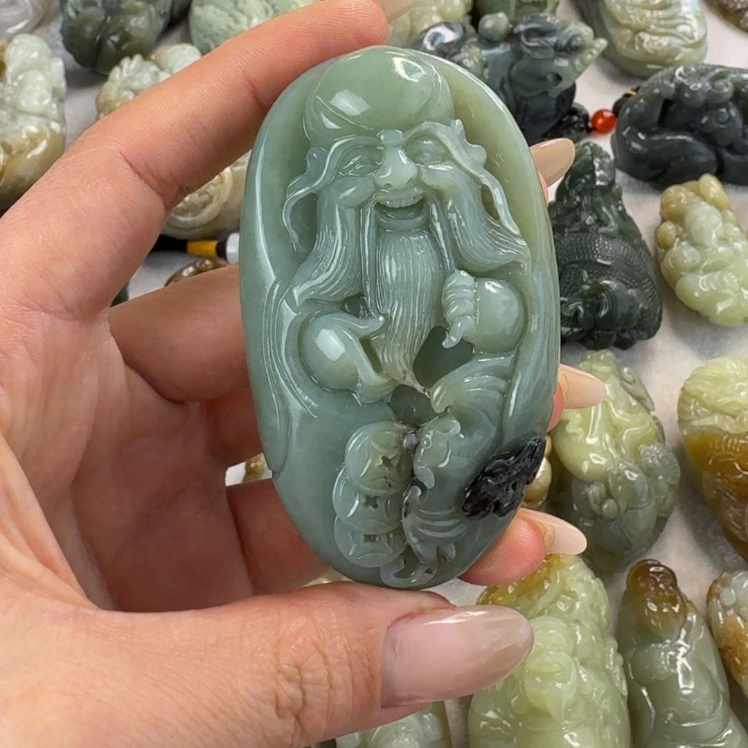 和田玉未镶嵌把件