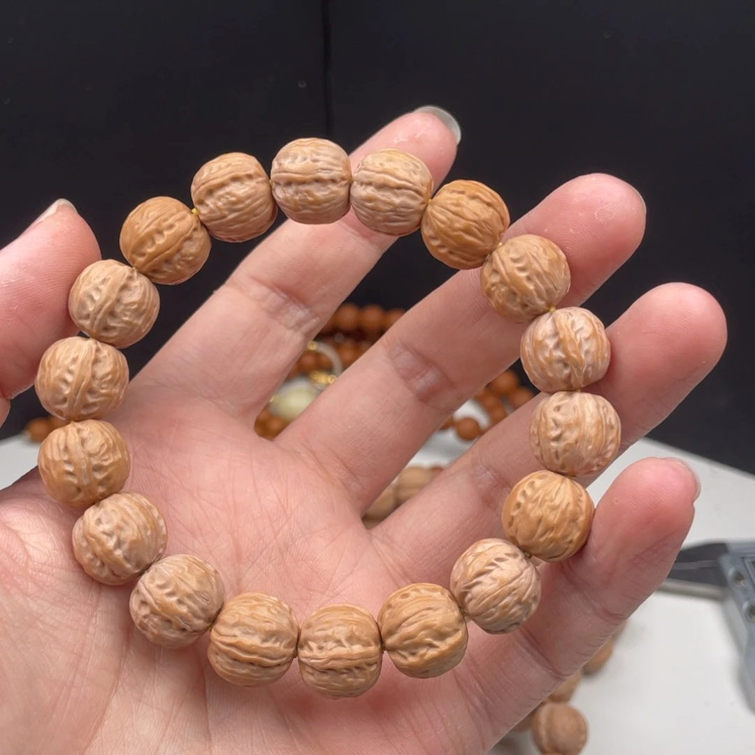 手串猴头核桃秋子19.9。 12