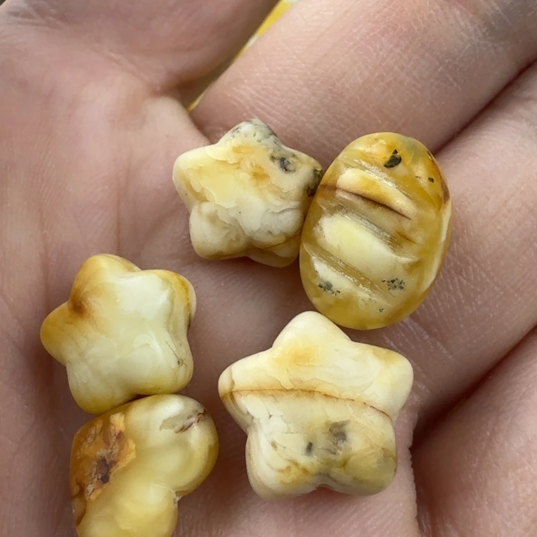 蜜蜡未镶嵌珠宝奇石微瑕五个 15/g