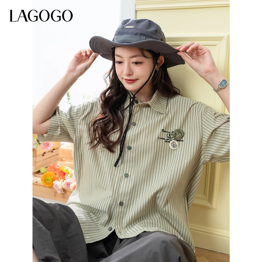 lagogo拉谷谷2025年新款条纹学院风落肩舒适衬衫女OACC223G29