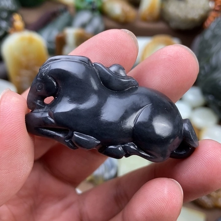 和田玉未镶嵌挂件