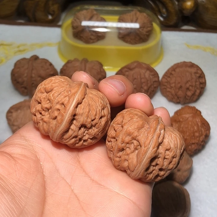 把件文玩核桃38平谷元宝