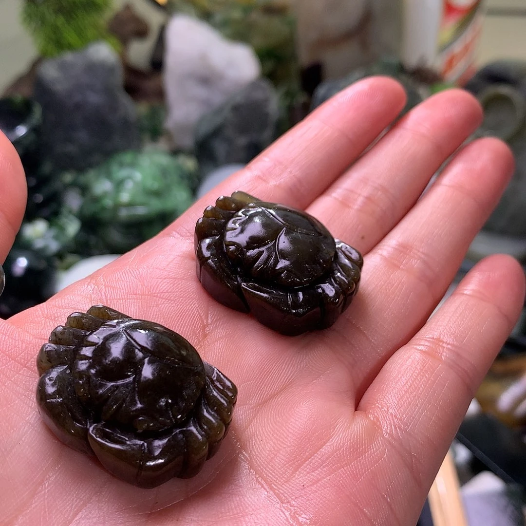 和田玉（糖玉）未镶嵌颈饰嘎*哥